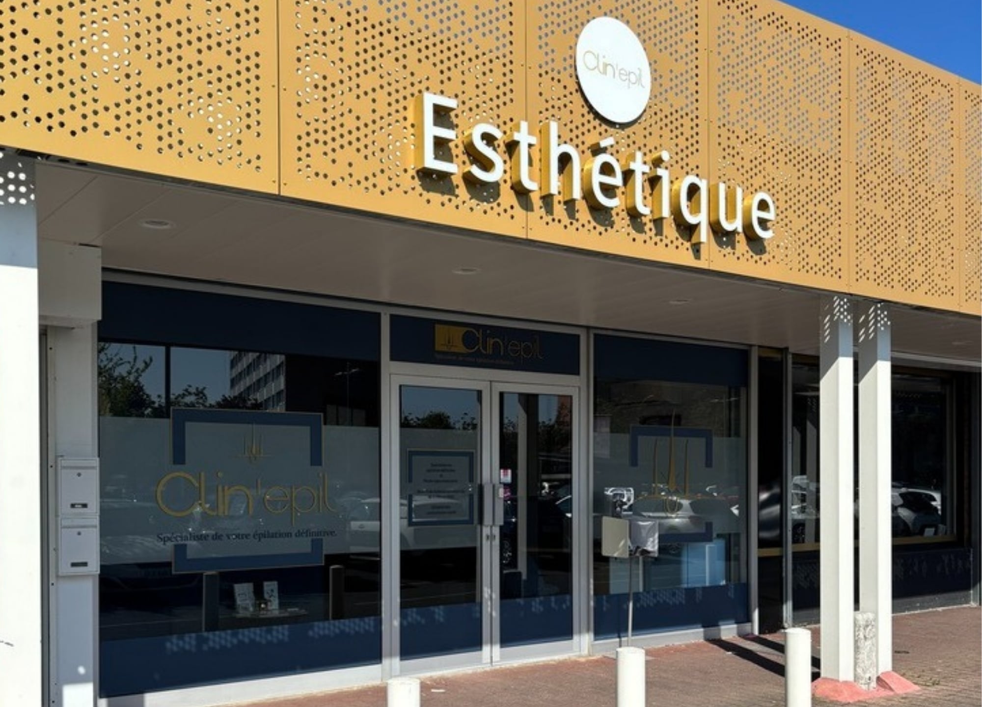 Devanture du centre Clin’Epil à Marcq-en-Barœul, spécialisé en épilation laser et soins esthétiques